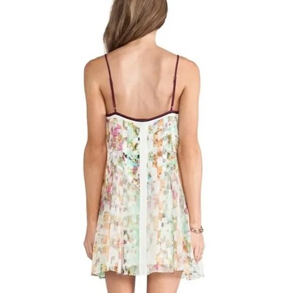 Elizabeth and James Linda Silk Abstract Cami Slip Mini Dress Small - Picture 2 of 9